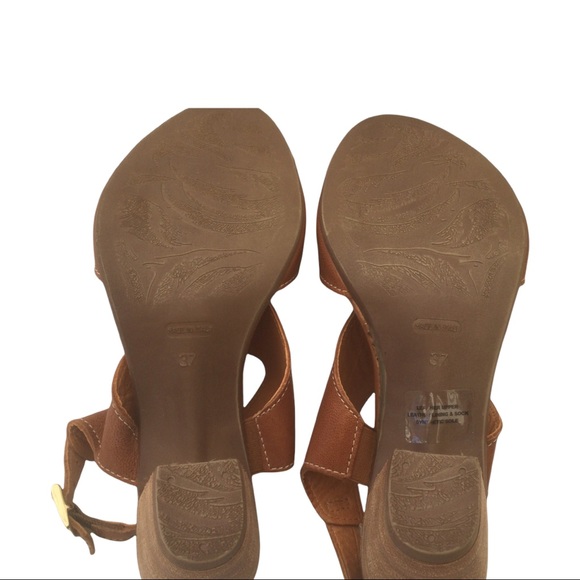 Sundance Peeptoe Sandal New in Box - Picture 10 of 12